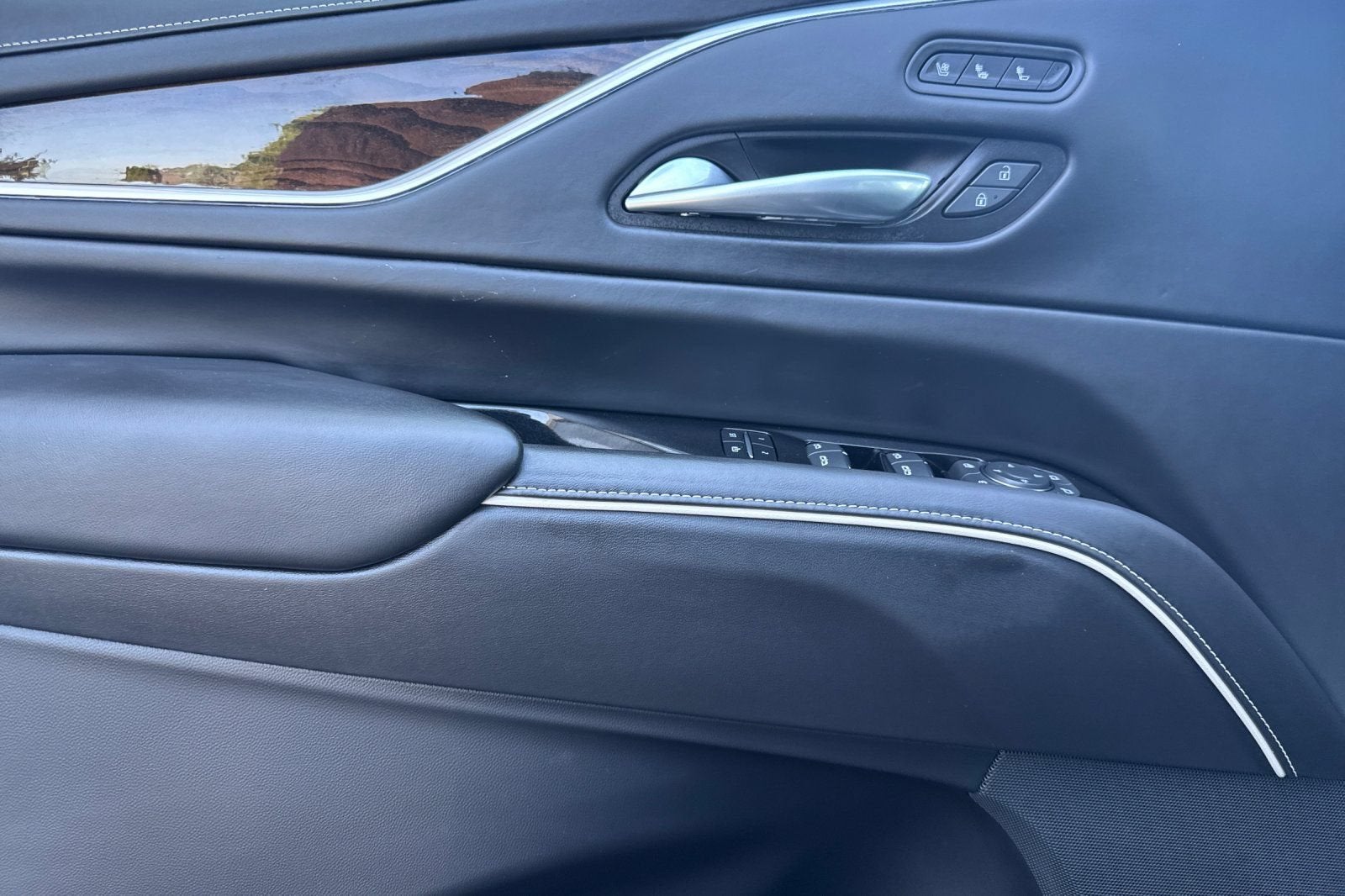 2021 Cadillac Escalade Premium Luxury Platinum