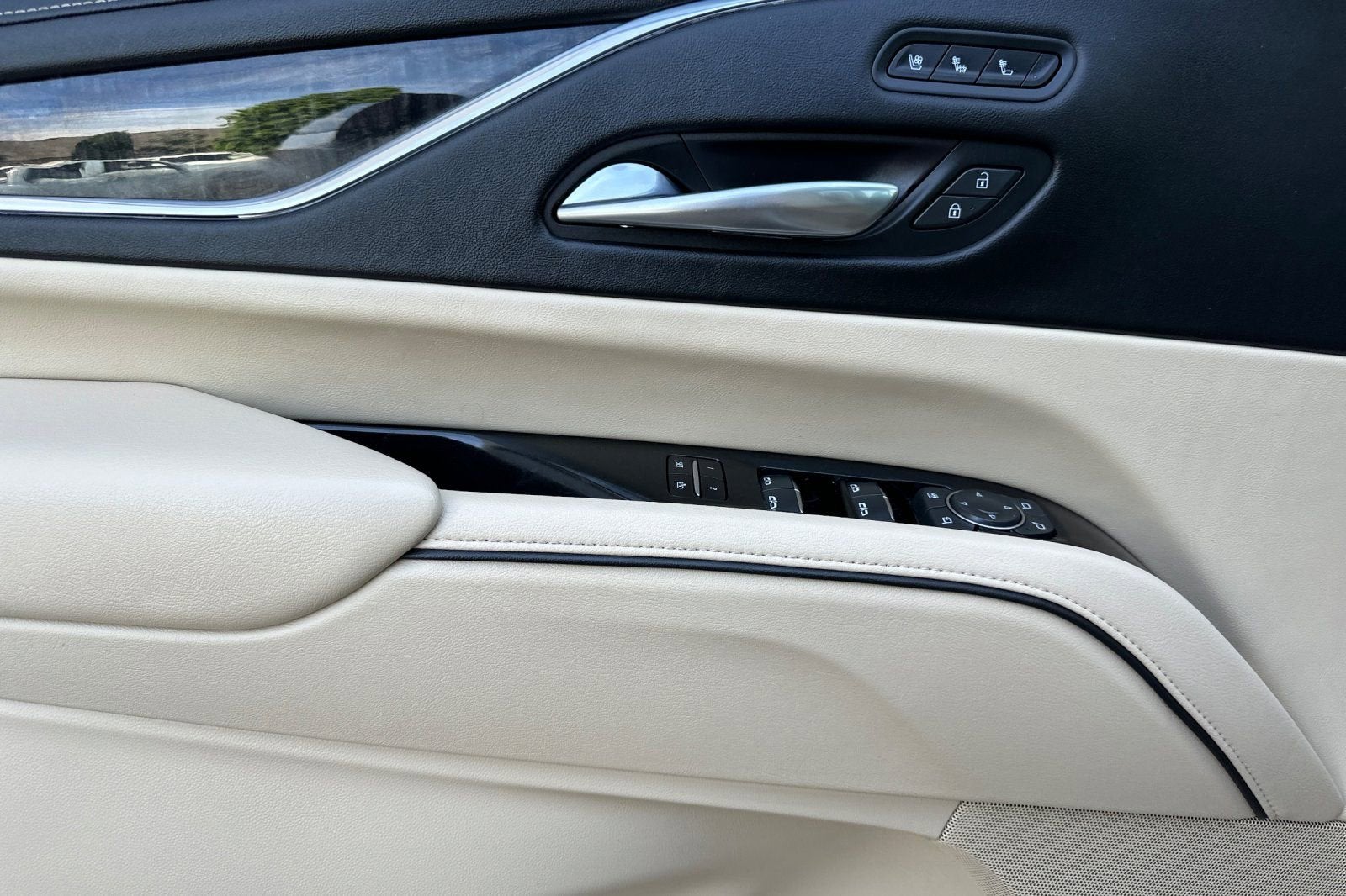 2021 Cadillac Escalade ESV Premium Luxury
