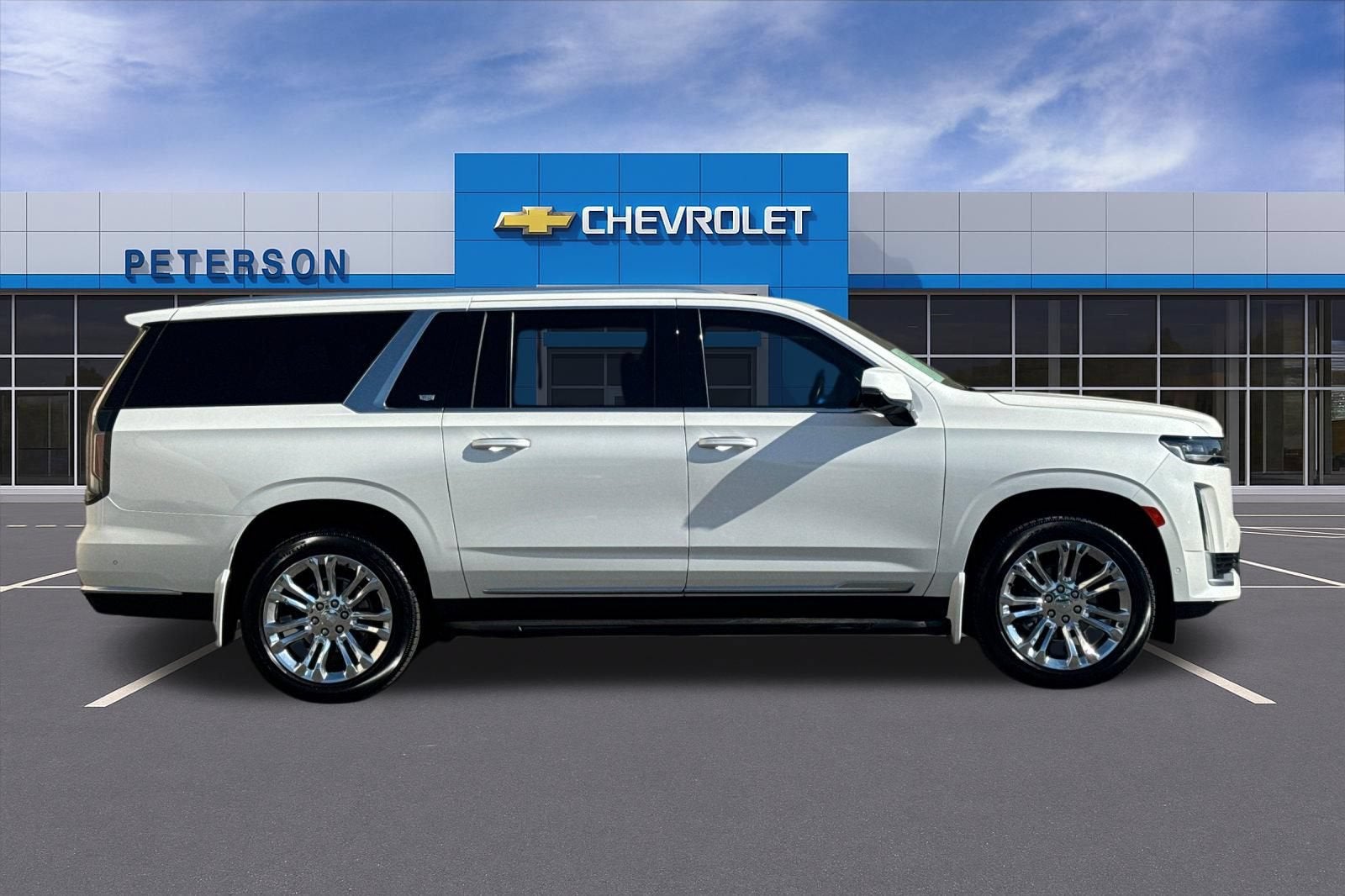 2022 Cadillac Escalade ESV Premium Luxury Platinum