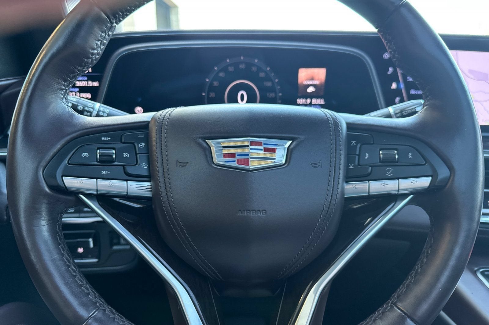 2022 Cadillac Escalade ESV Premium Luxury Platinum
