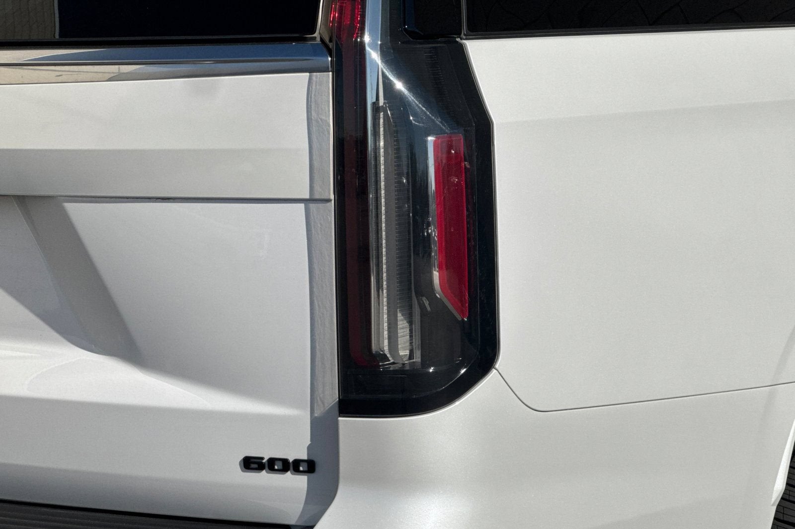 2022 Cadillac Escalade ESV Premium Luxury Platinum