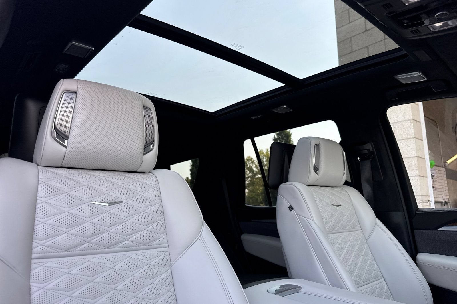 2025 Cadillac Escalade Sport Platinum