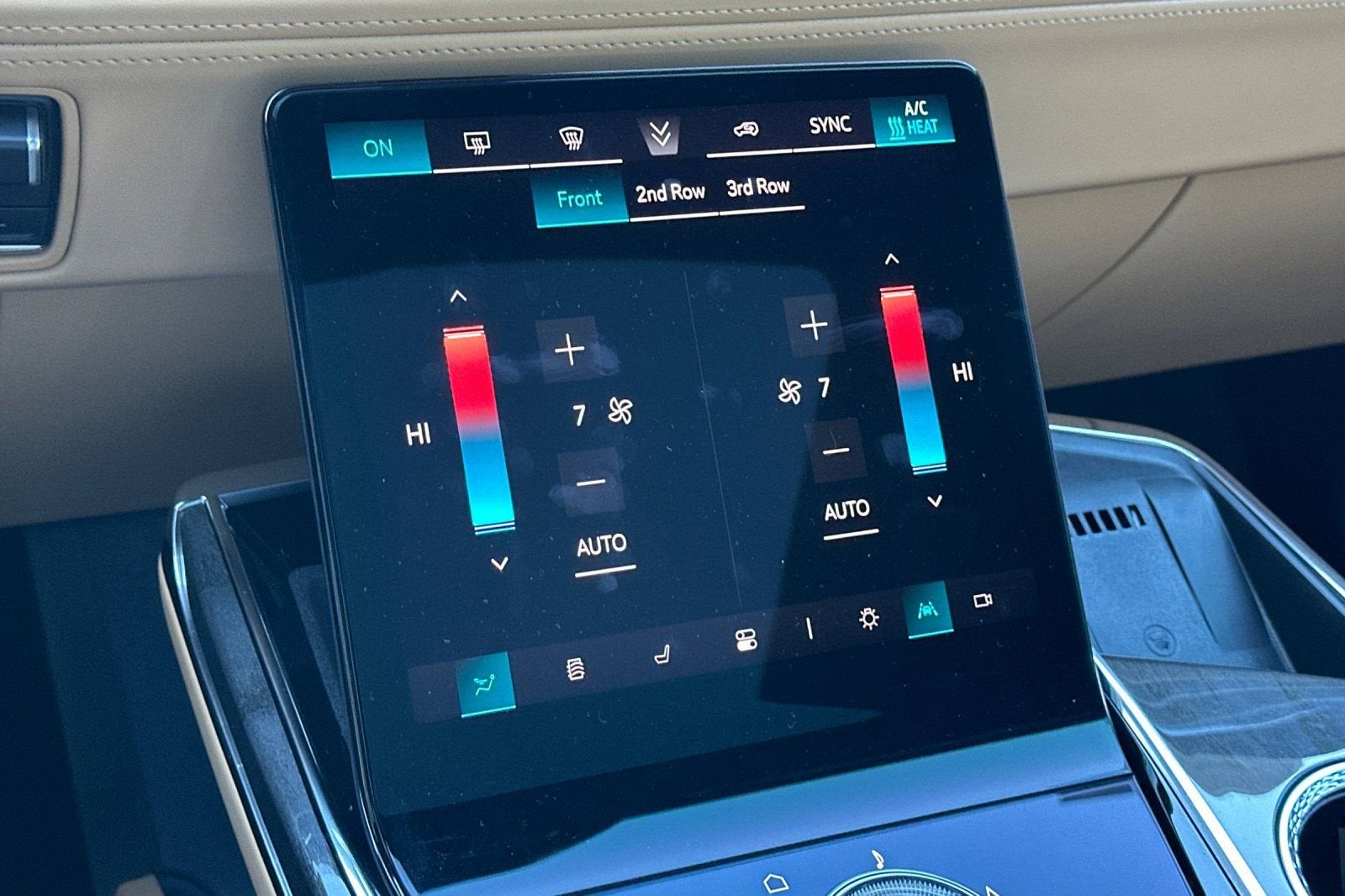 2025 Cadillac ESCALADE IQ Sport 2