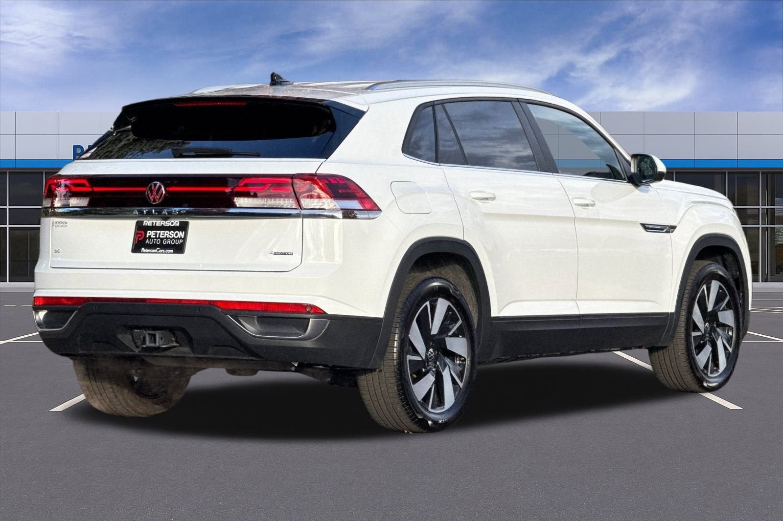 2025 Volkswagen Atlas Cross Sport 2.0T SE w/Technology