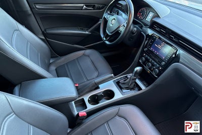 2021 Volkswagen Passat 2.0T R-Line