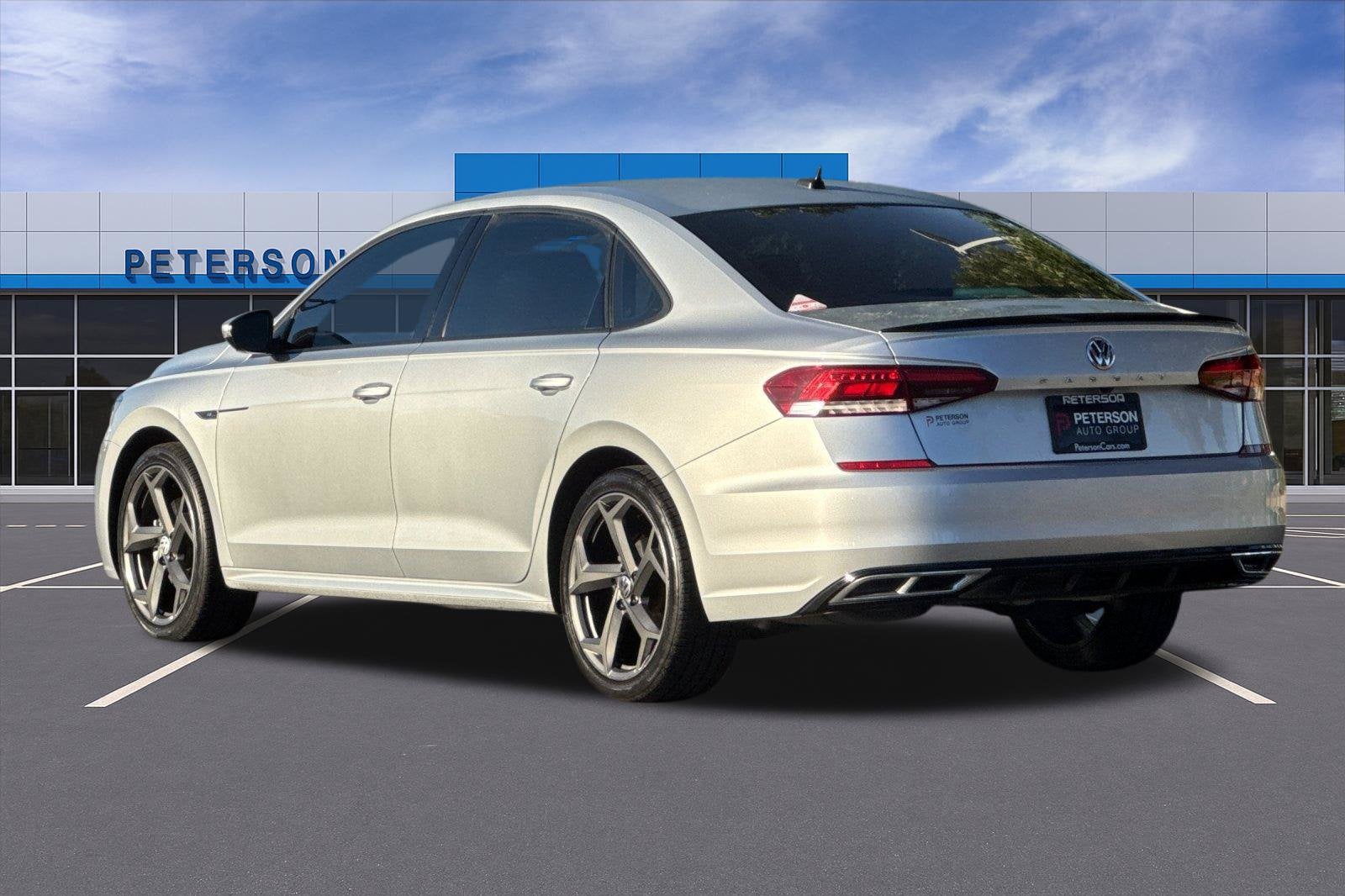 2021 Volkswagen Passat 2.0T R-Line