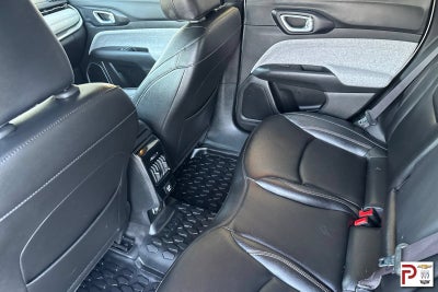 2024 Jeep Compass Latitude Lux FWD