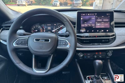 2024 Jeep Compass Latitude Lux FWD