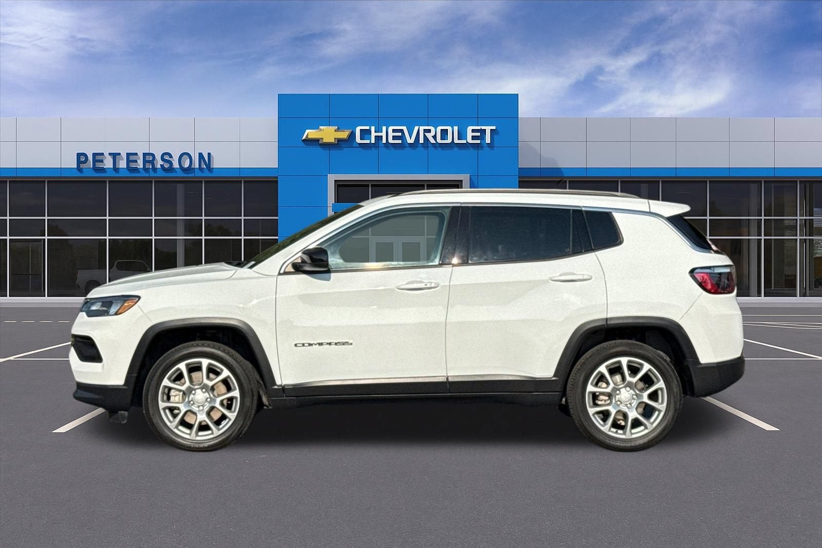 2024 Jeep Compass Latitude Lux FWD