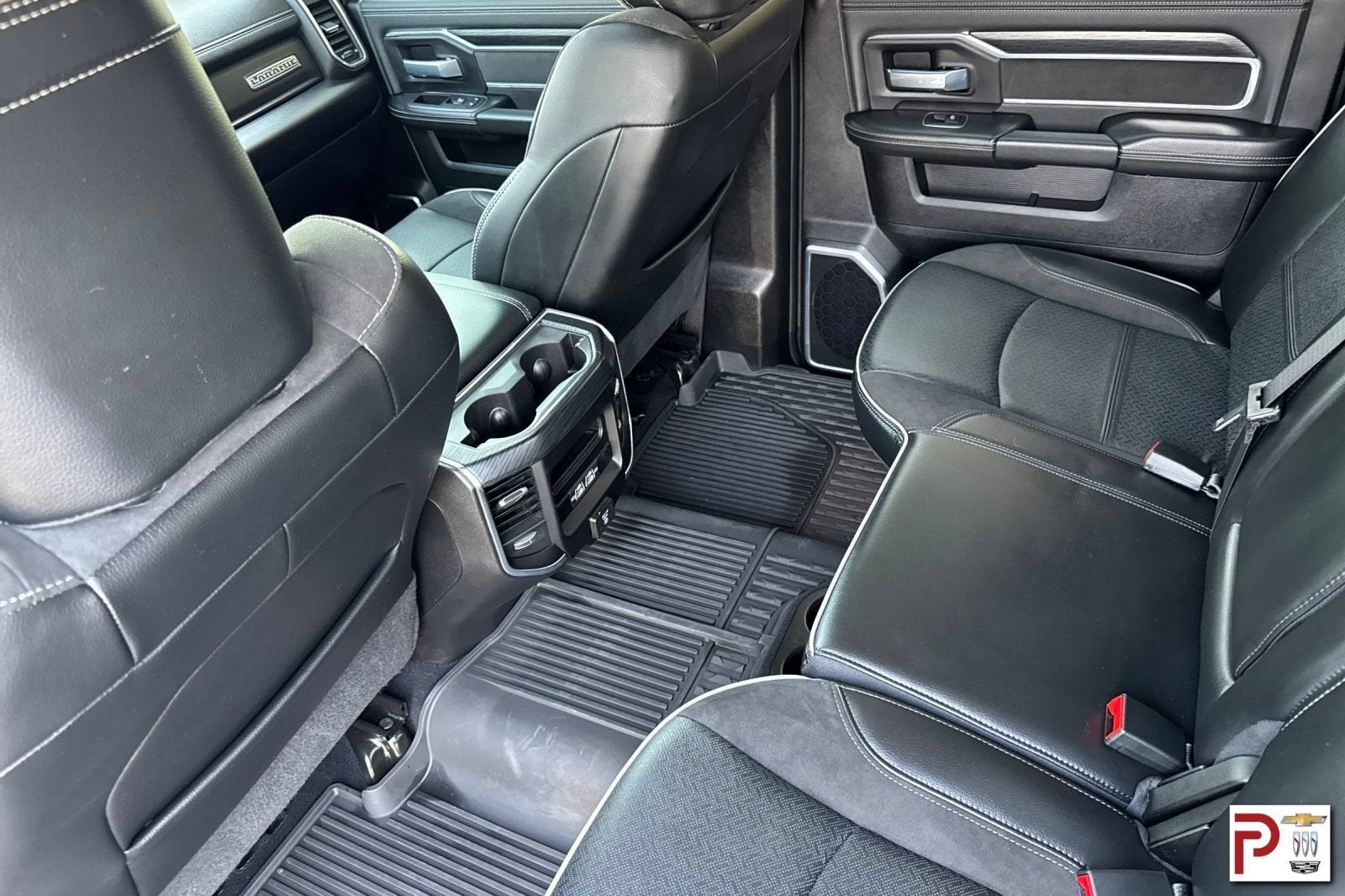 2024 RAM 3500 Laramie Crew Cab 4x4 8' Box