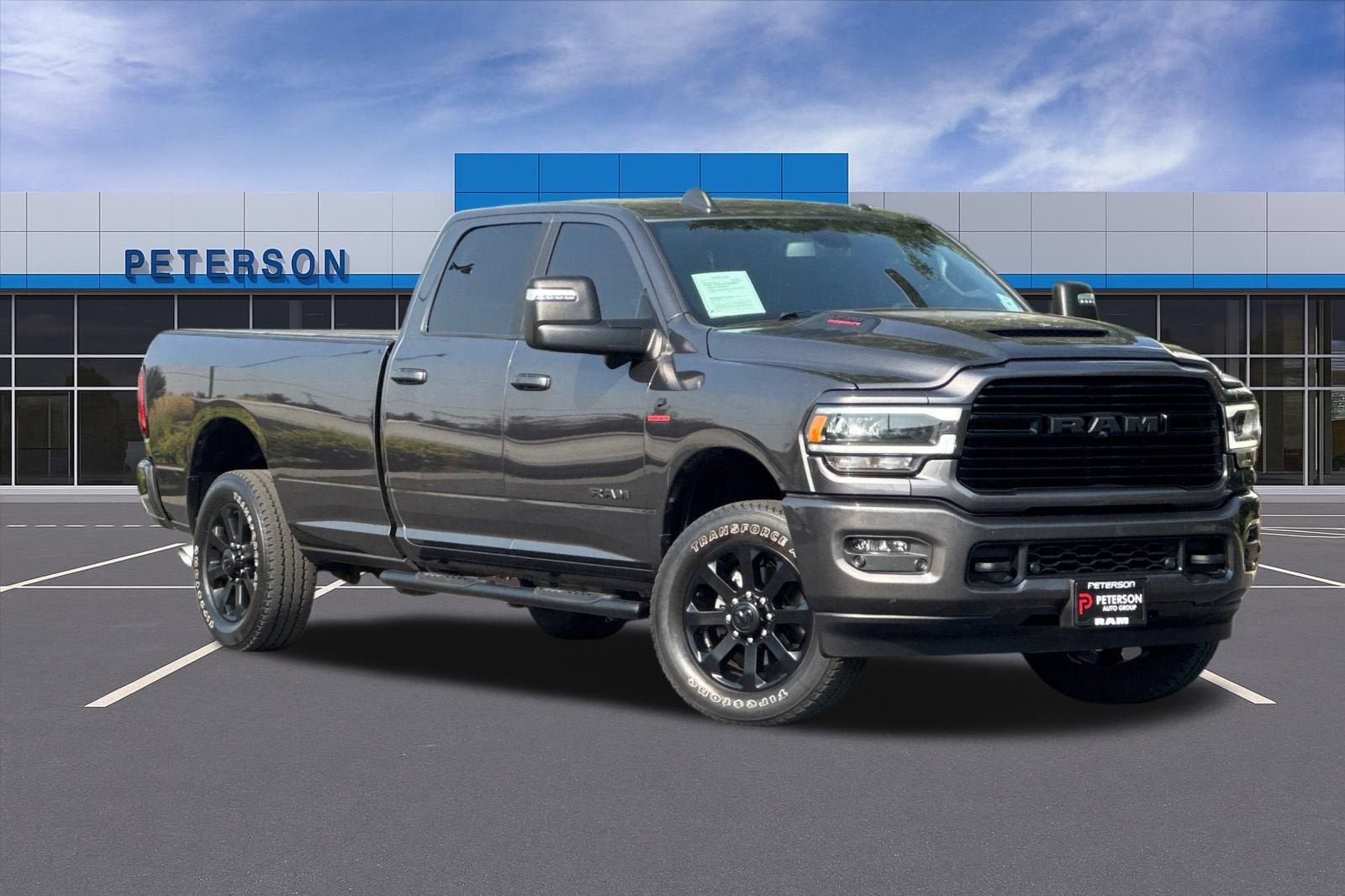 2024 RAM 3500 Laramie Crew Cab 4x4 8' Box