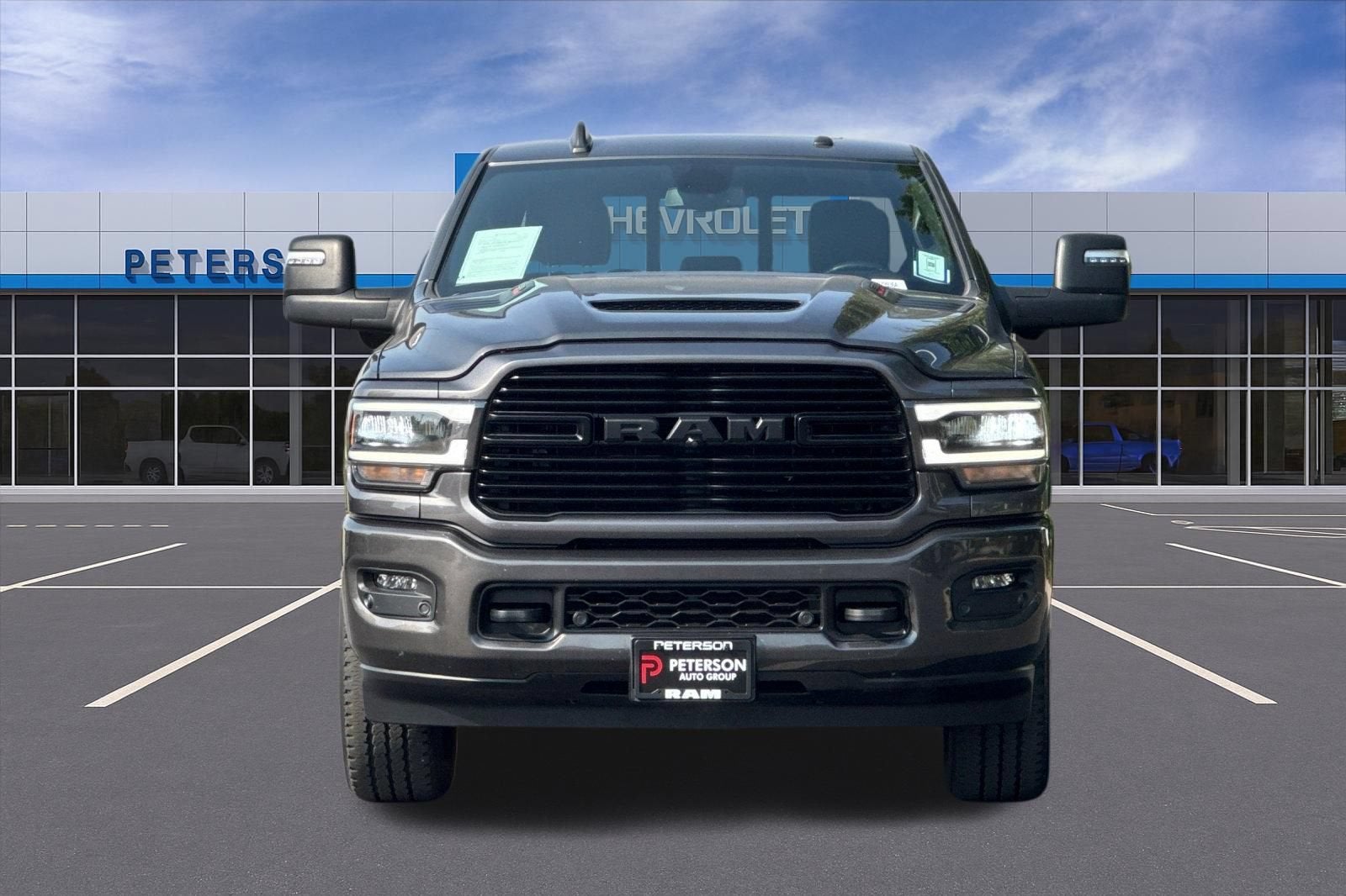 2024 RAM 3500 Laramie Crew Cab 4x4 8' Box