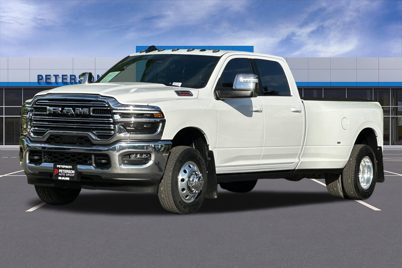 2025 RAM 3500 Laramie Crew Cab 4x4 8' Box