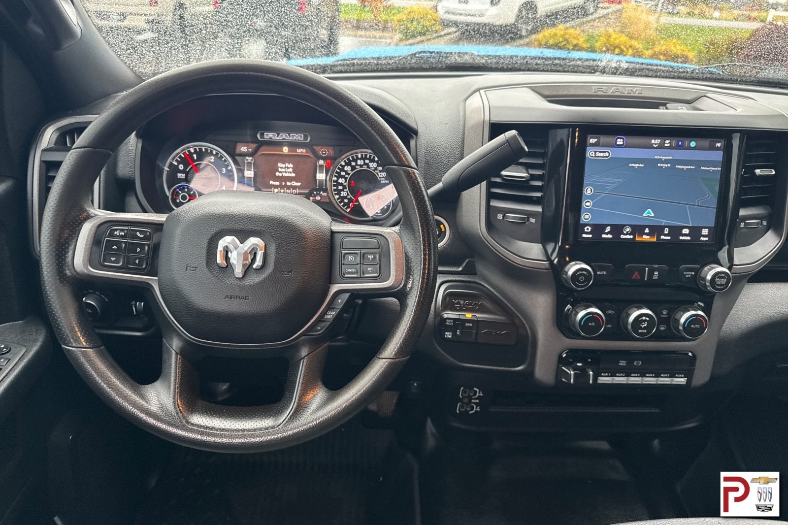 2022 RAM 2500 Tradesman Crew Cab 4x4 6'4" Box