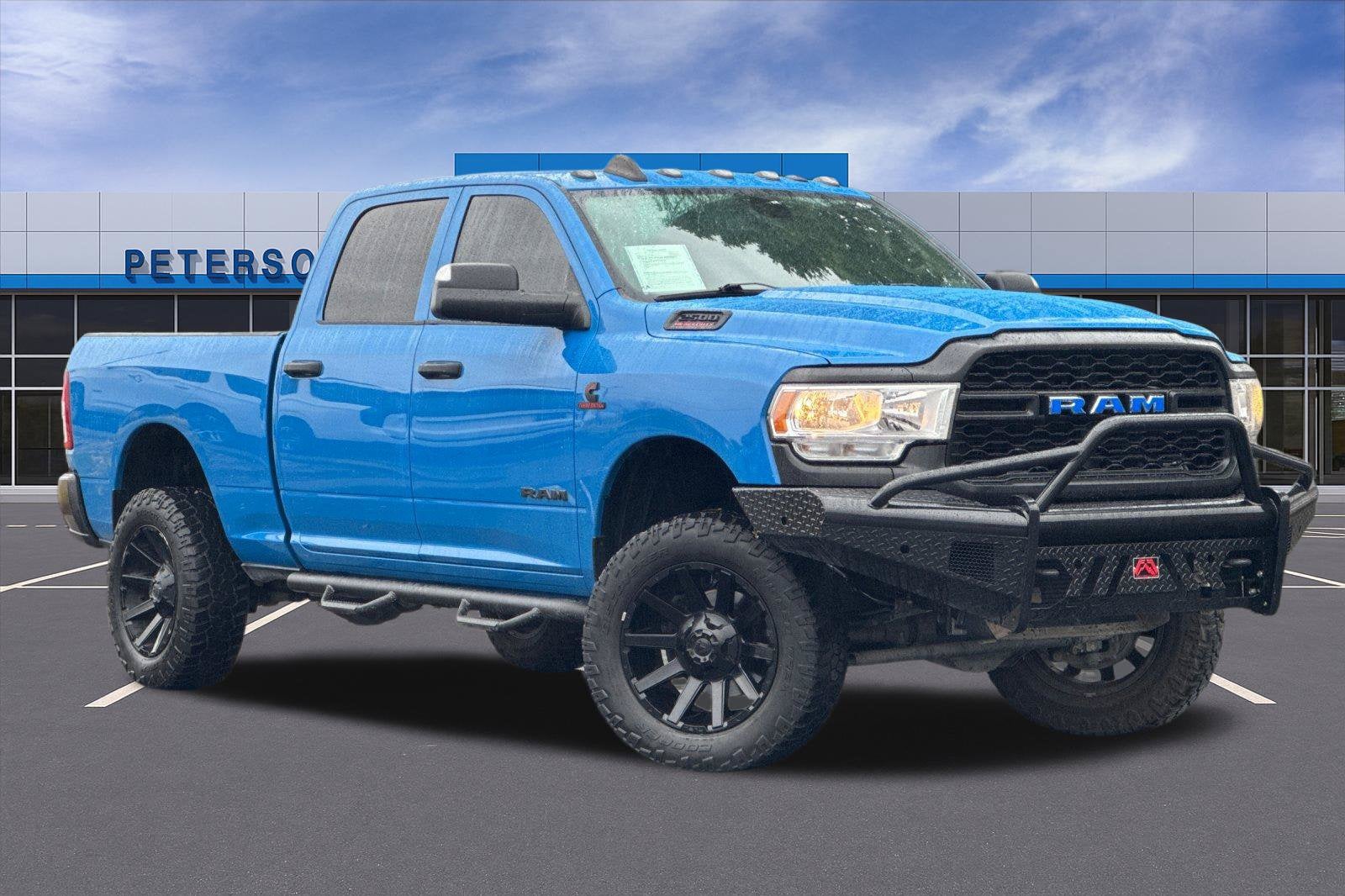 2022 RAM 2500 Tradesman Crew Cab 4x4 6'4" Box
