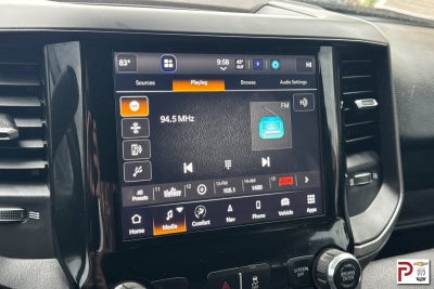 2022 RAM 2500 Tradesman Crew Cab 4x4 6'4" Box