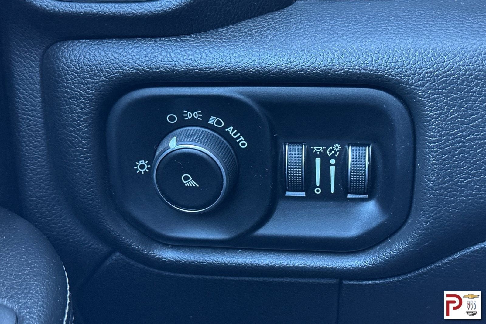 2019 RAM 2500 Big Horn Crew Cab 4x4 6'4" Box