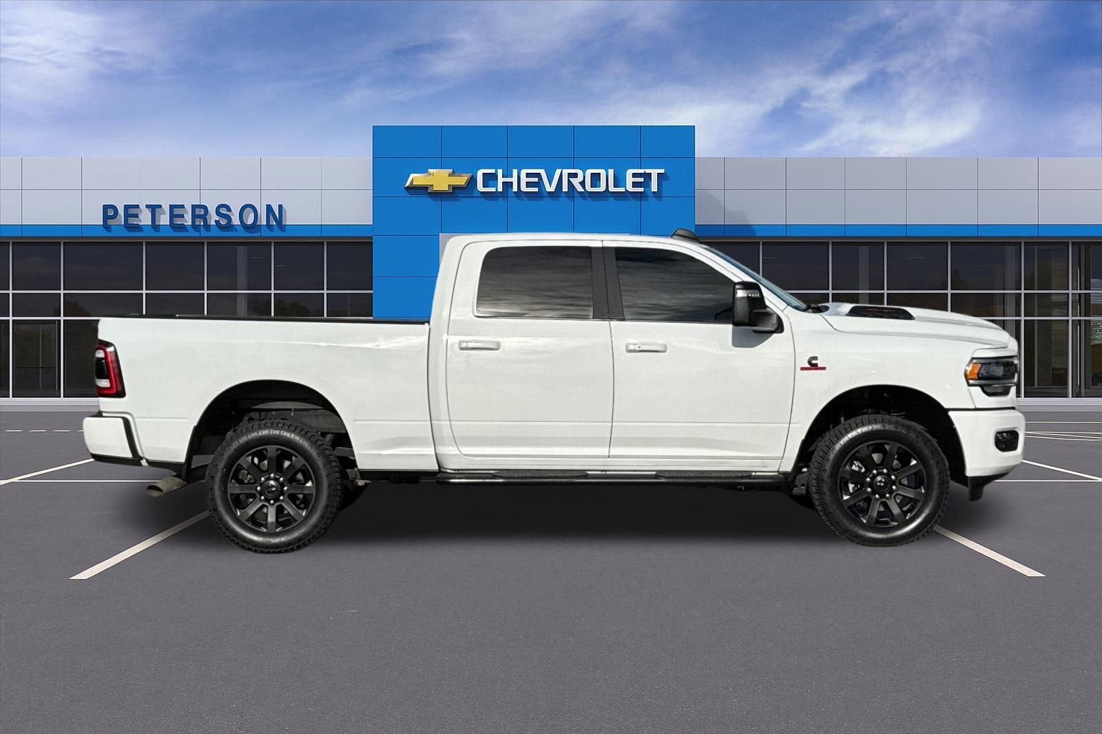 2024 RAM 2500 Laramie Crew Cab 4x4 6'4" Box