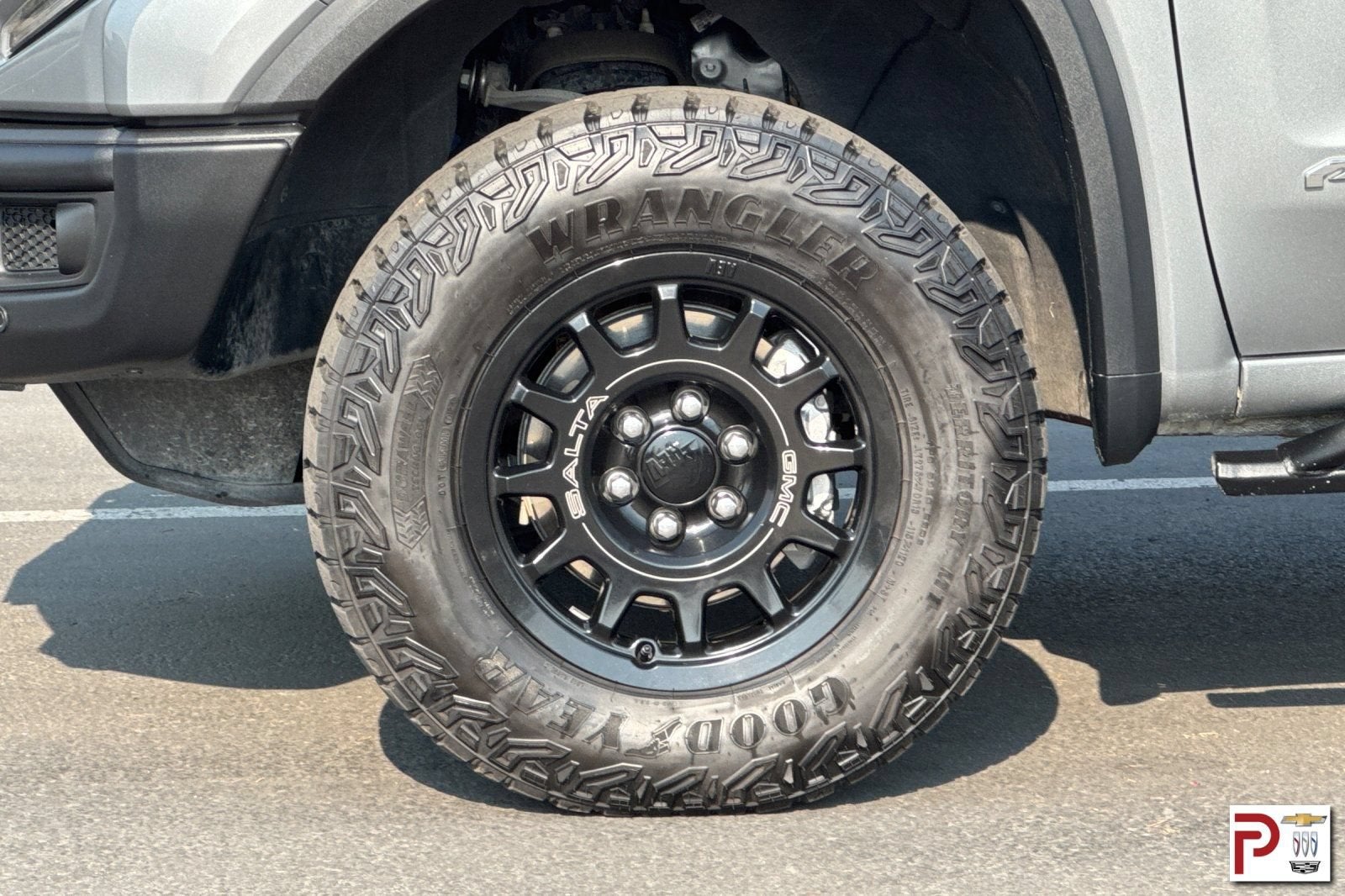 2024 GMC Sierra 1500 AT4X