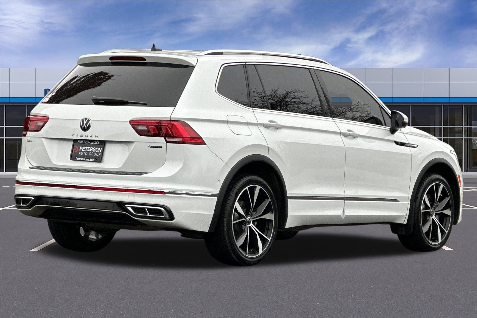 2024 Volkswagen Tiguan 2.0T SEL R-Line