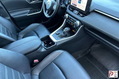 2023 Toyota RAV4 Hybrid XLE Premium