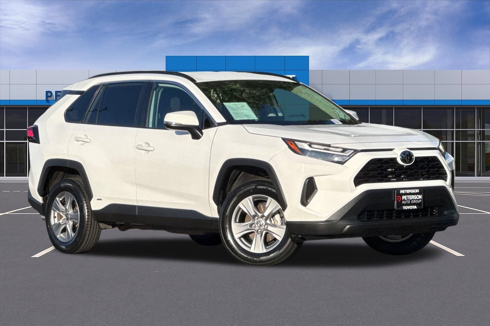 2025 Toyota RAV4 Hybrid XLE