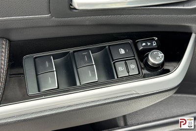 2025 Toyota Sienna Platinum
