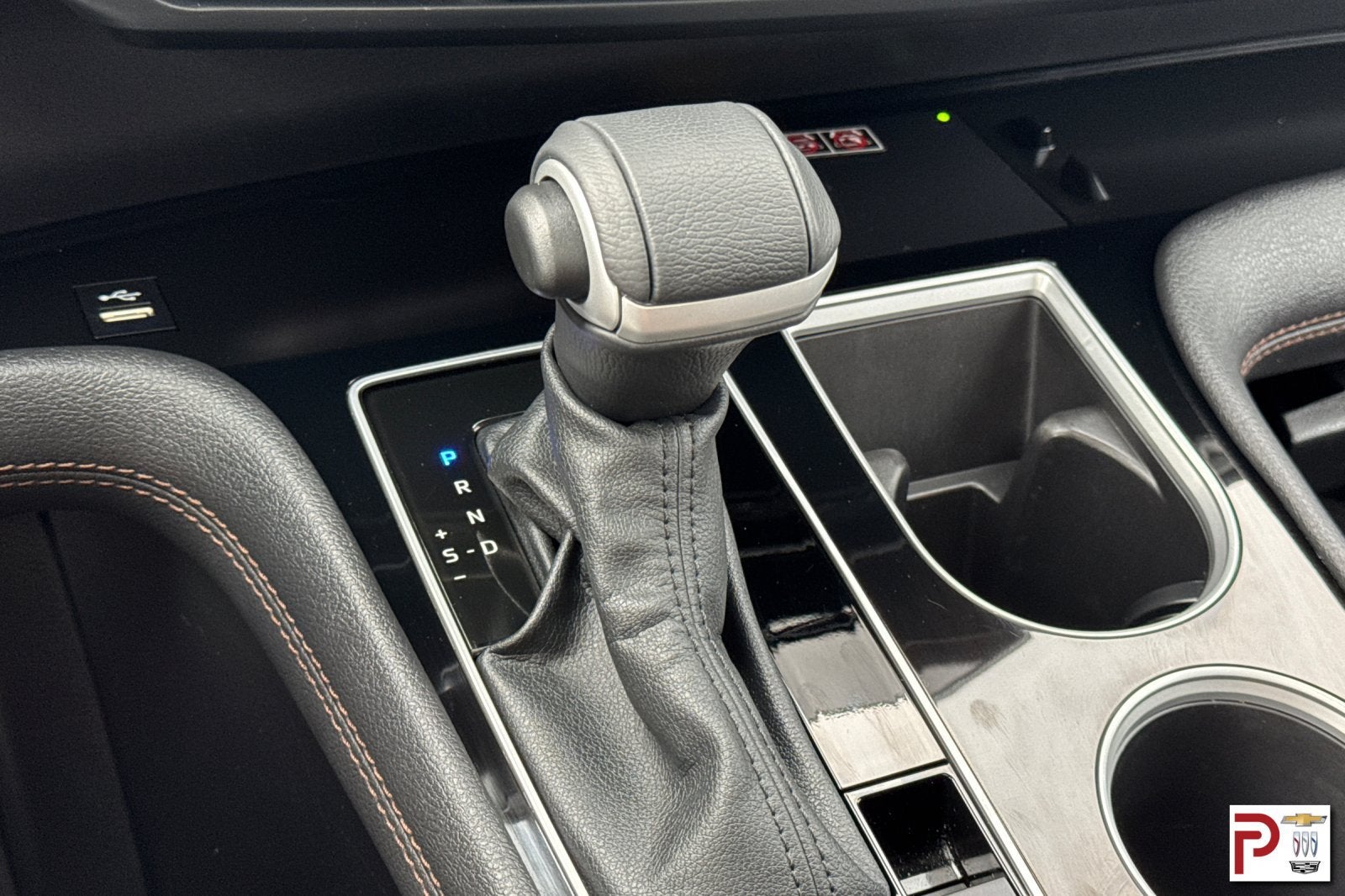 2025 Toyota Sienna Platinum