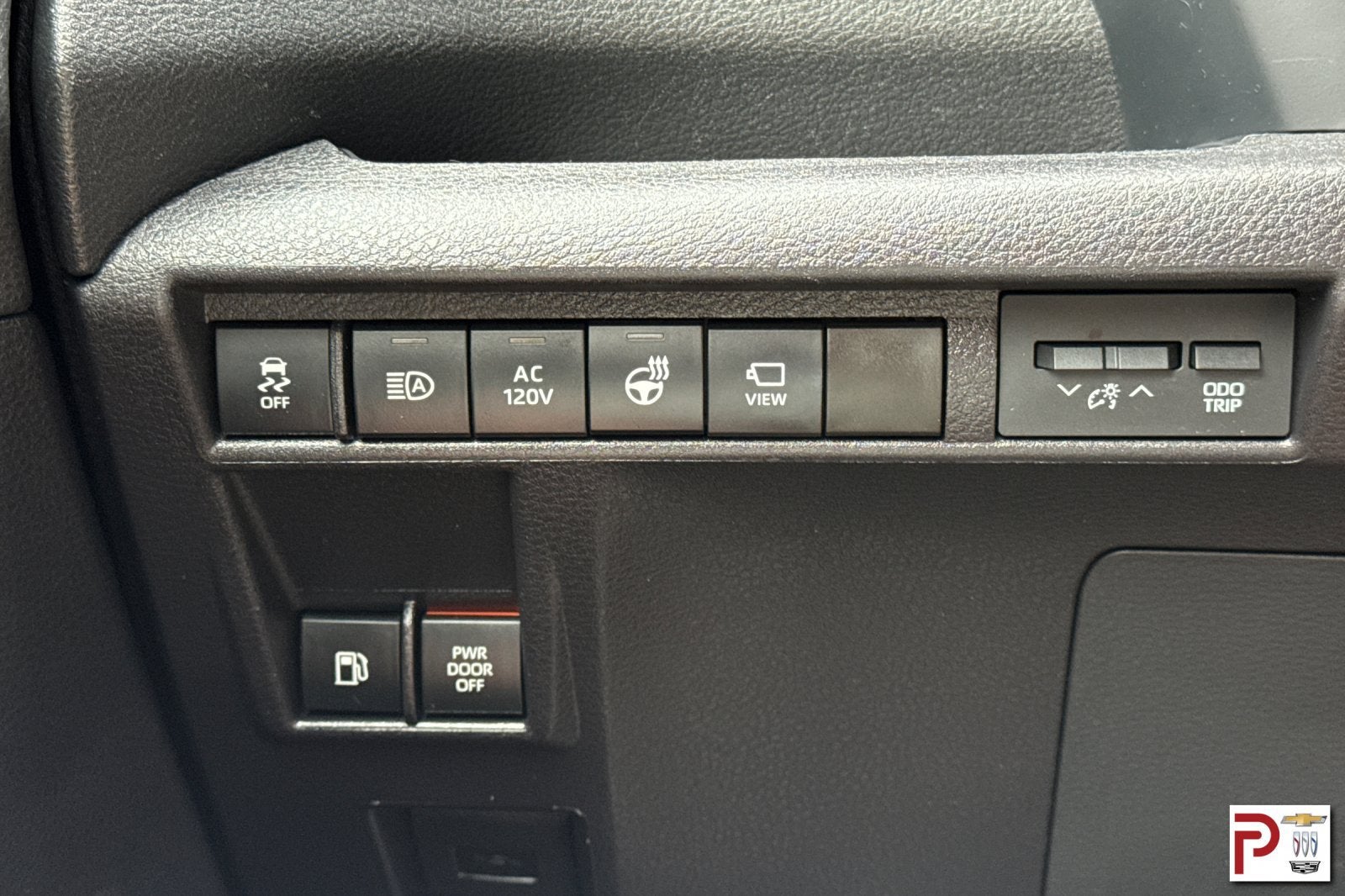 2025 Toyota Sienna Platinum