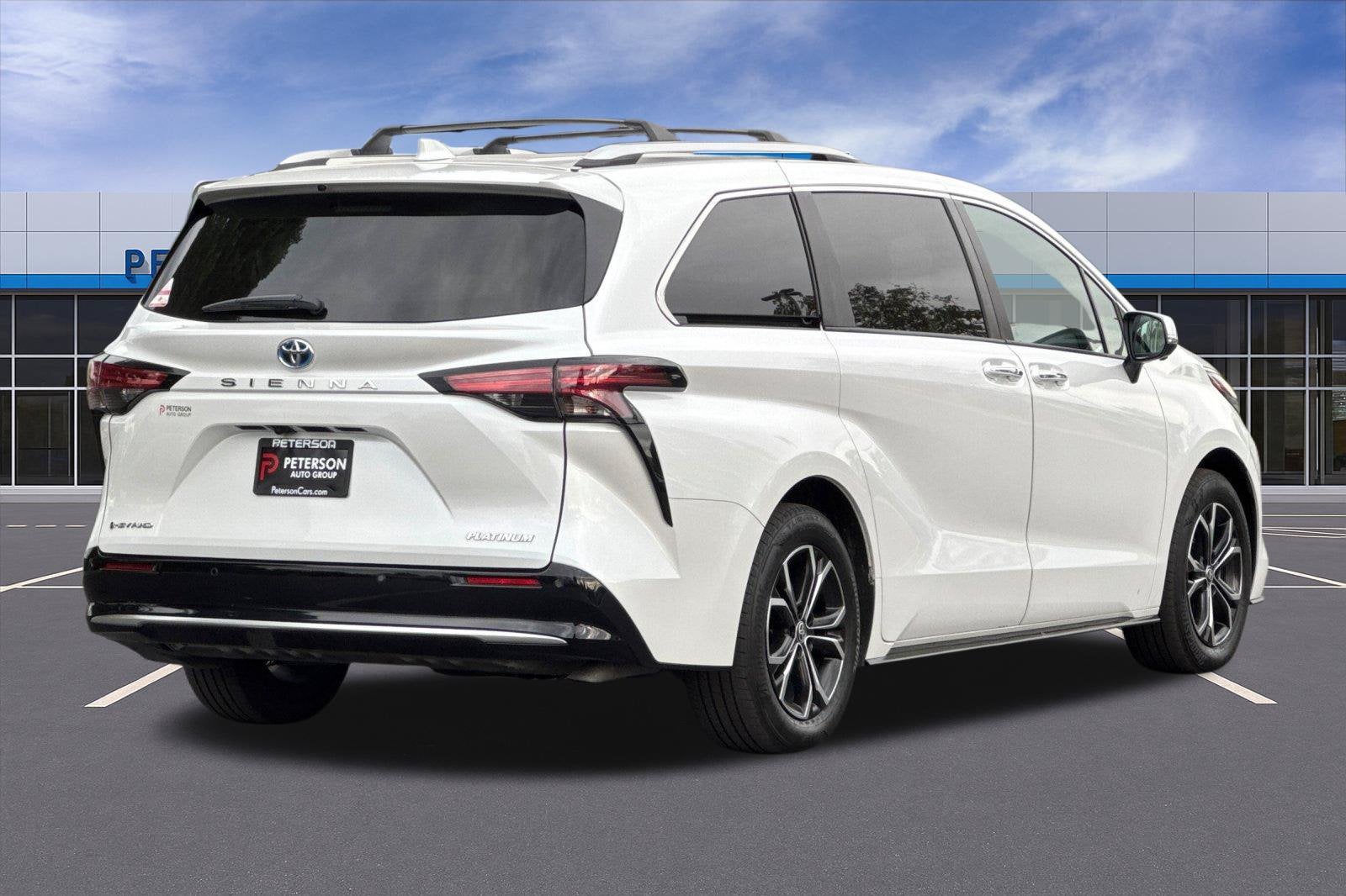 2025 Toyota Sienna Platinum