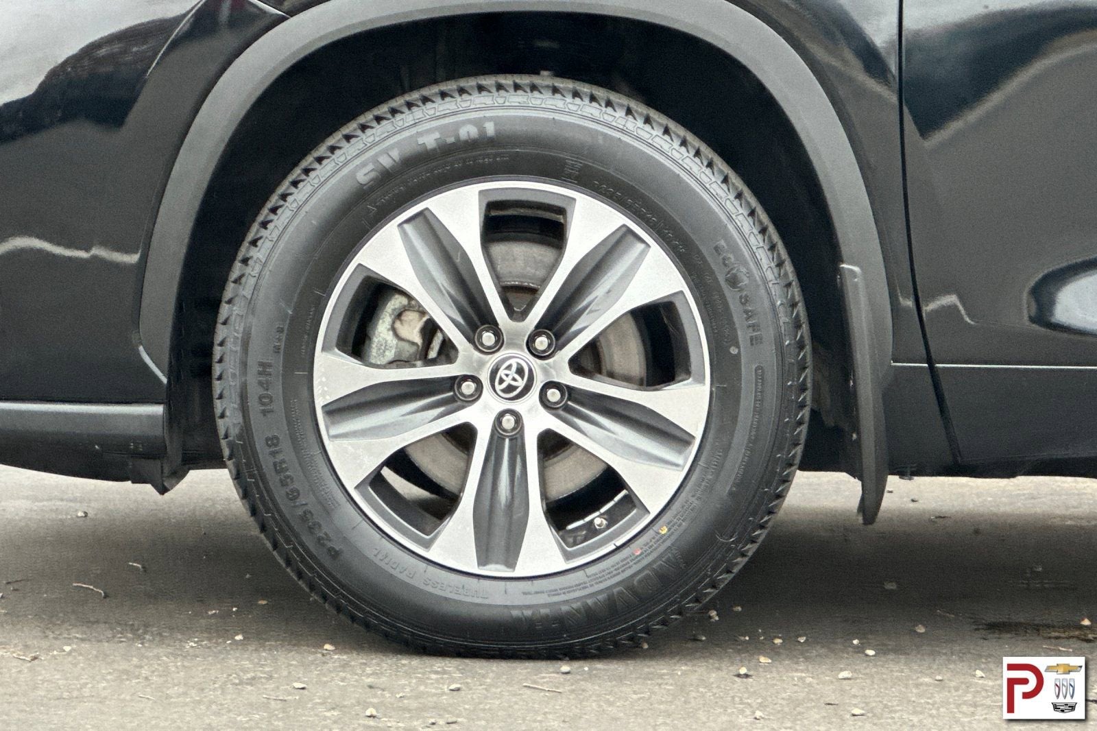 2024 Toyota Highlander LE