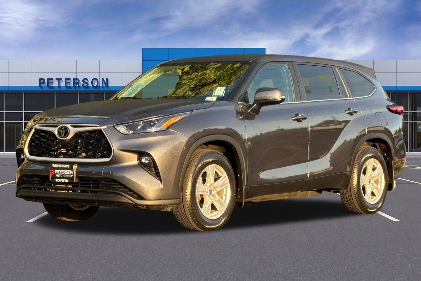 2024 Toyota Highlander LE