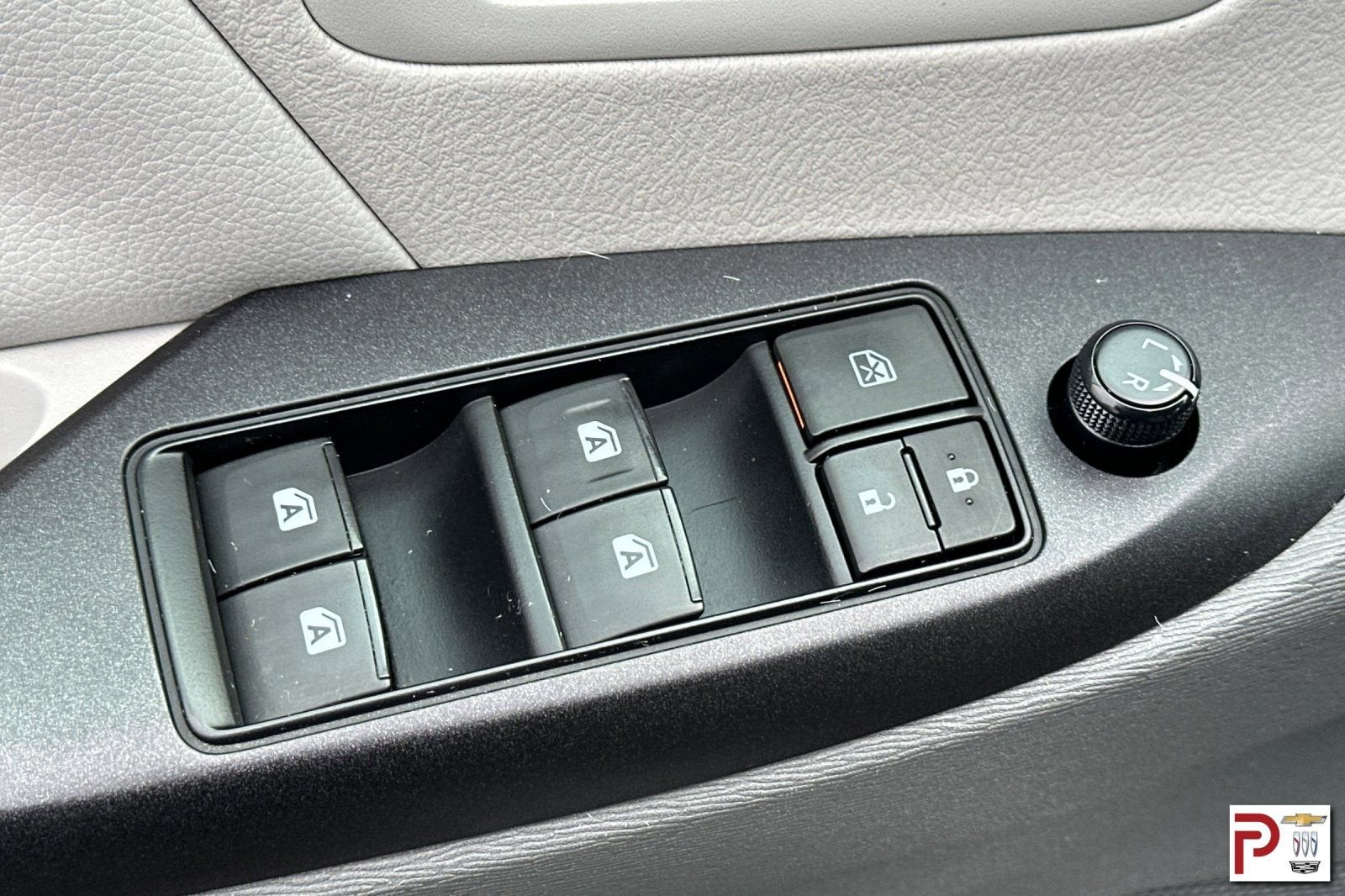 2017 Toyota Sienna LE 8 Passenger