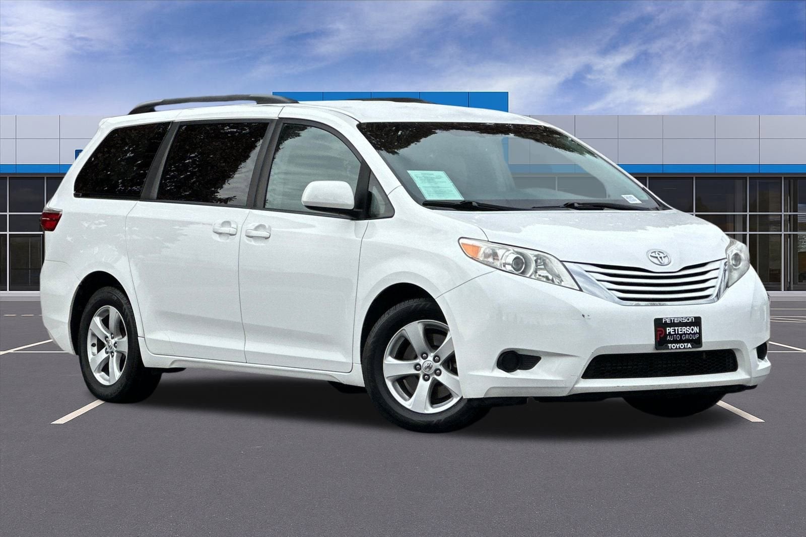 2017 Toyota Sienna LE 8 Passenger