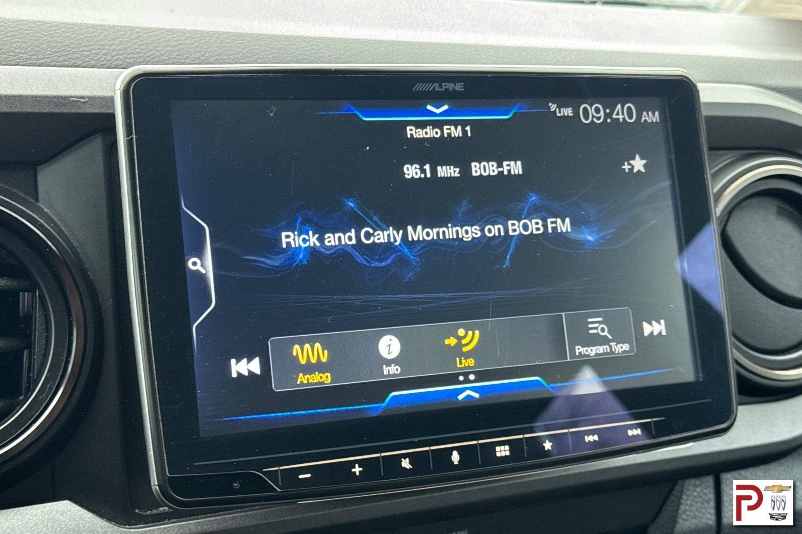 2018 Toyota Tacoma SR