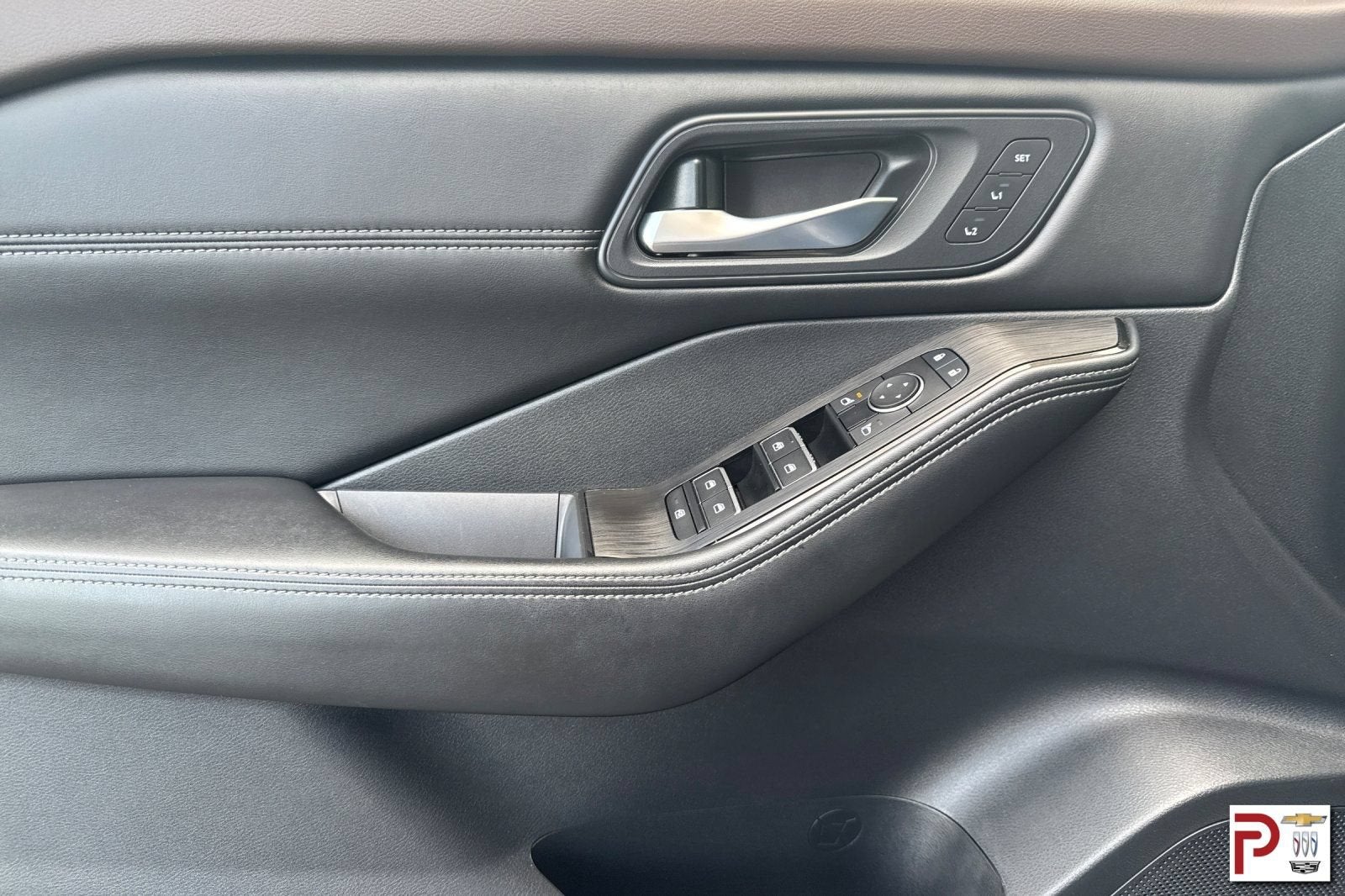 2023 Nissan Rogue SL FWD