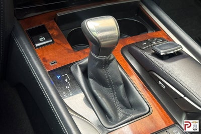 2019 Lexus LX 570 Three-Row