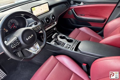 2023 Kia Stinger GT-Line