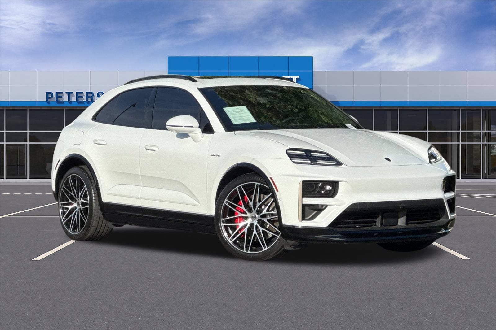 2025 Porsche Macan Electric Turbo