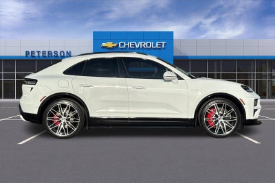 2025 Porsche Macan Electric Turbo