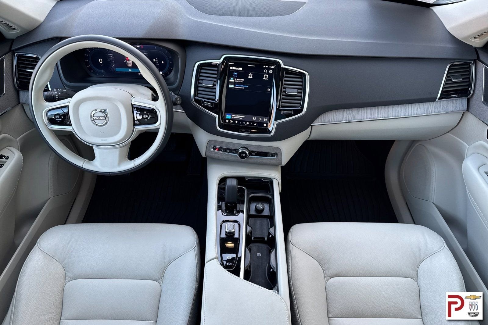 2025 Volvo XC90 B6 Plus 7-Seater