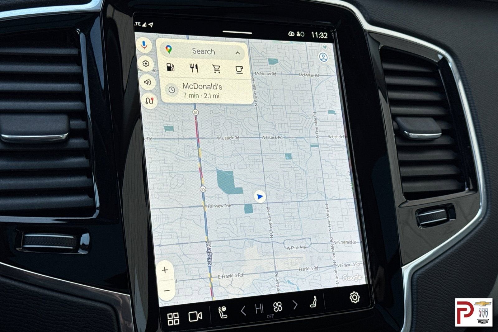 2025 Volvo XC90 B6 Plus 7-Seater