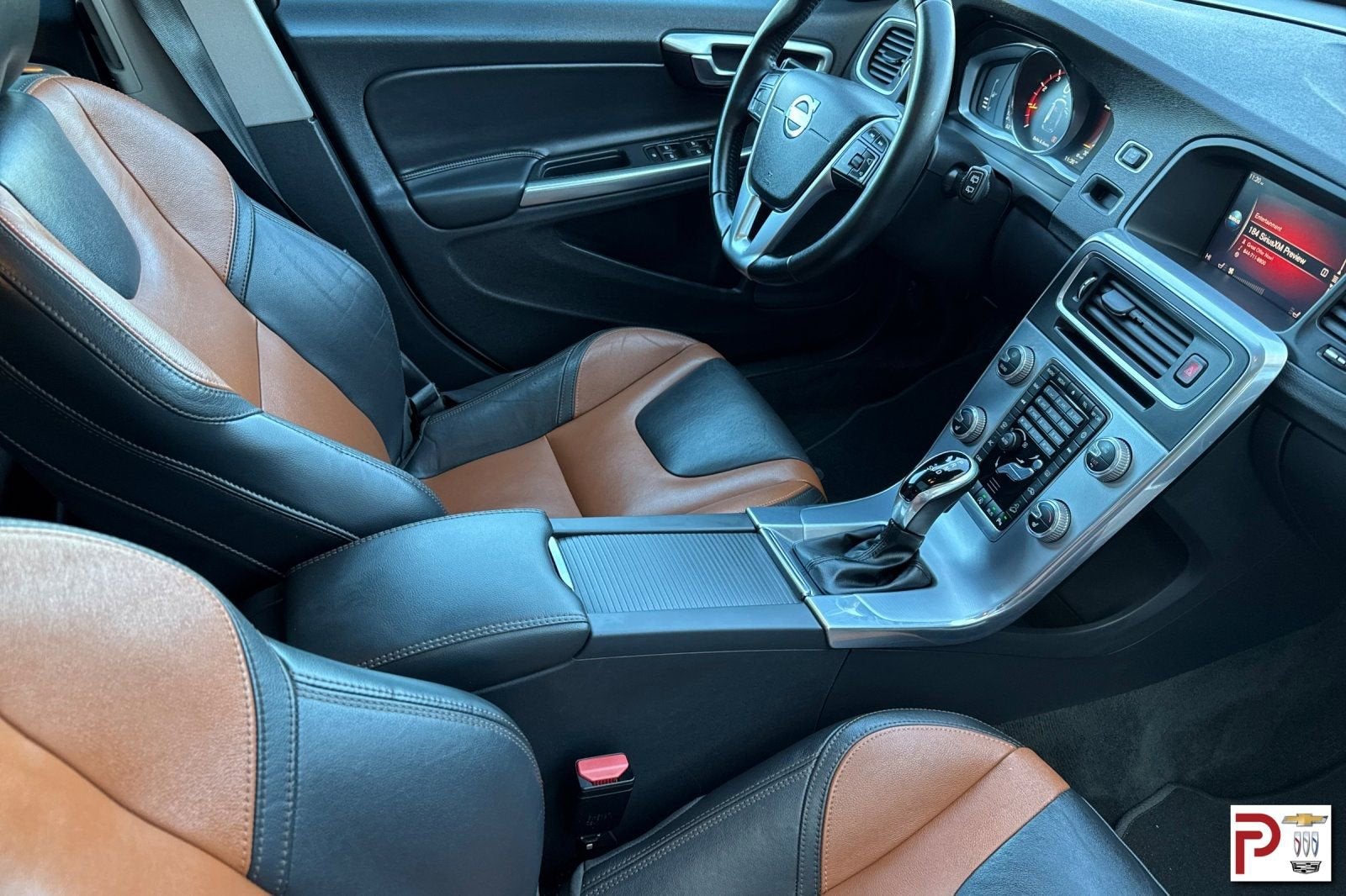 2018 Volvo V60 Cross Country T5