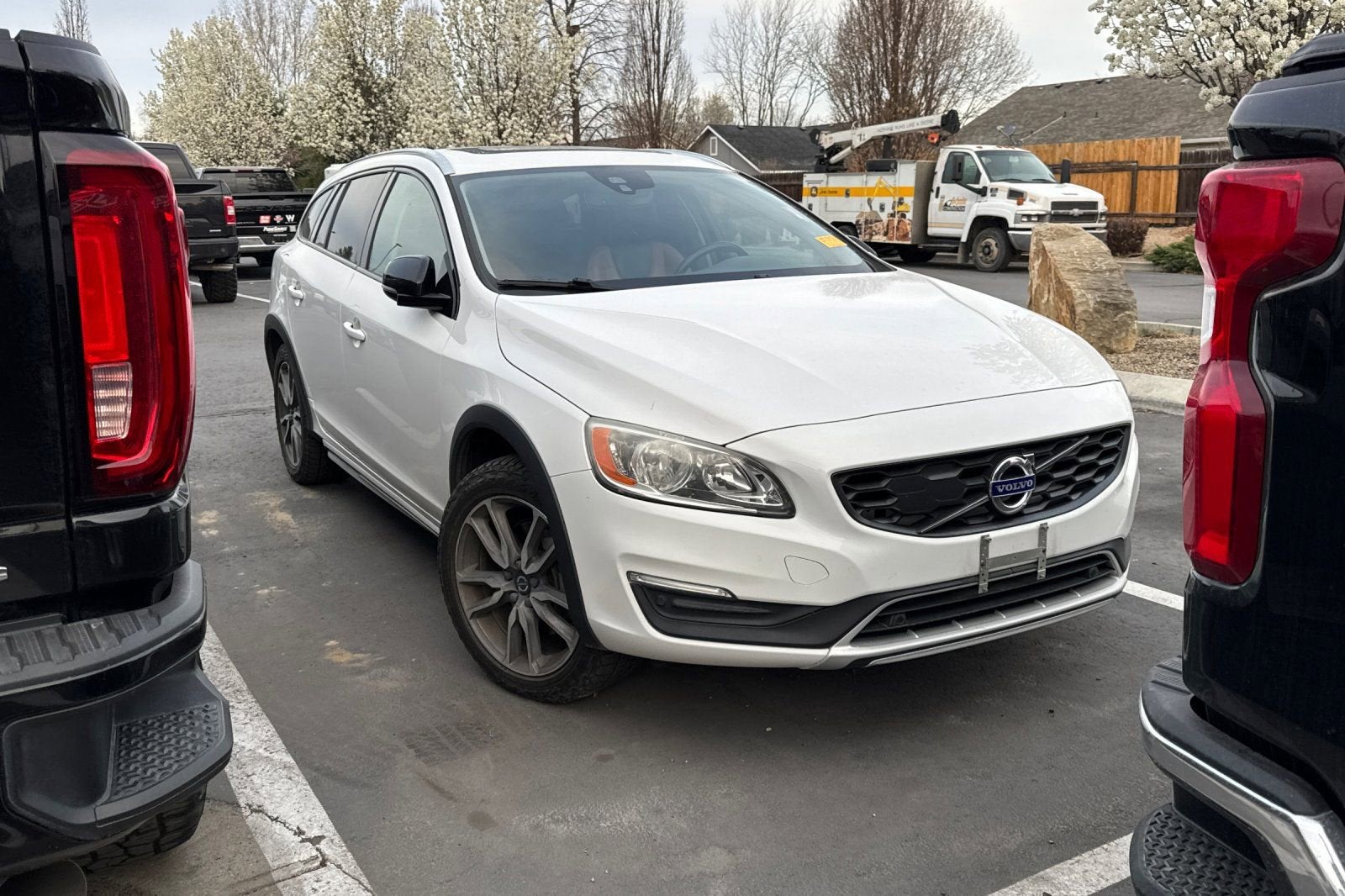 2018 Volvo V60 Cross Country T5