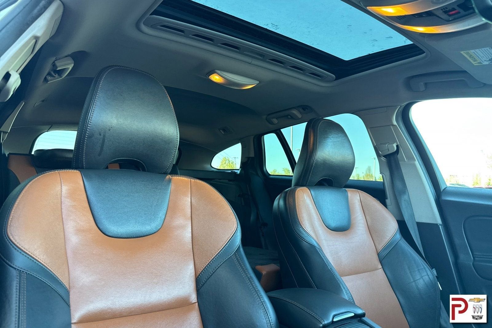 2018 Volvo V60 Cross Country T5