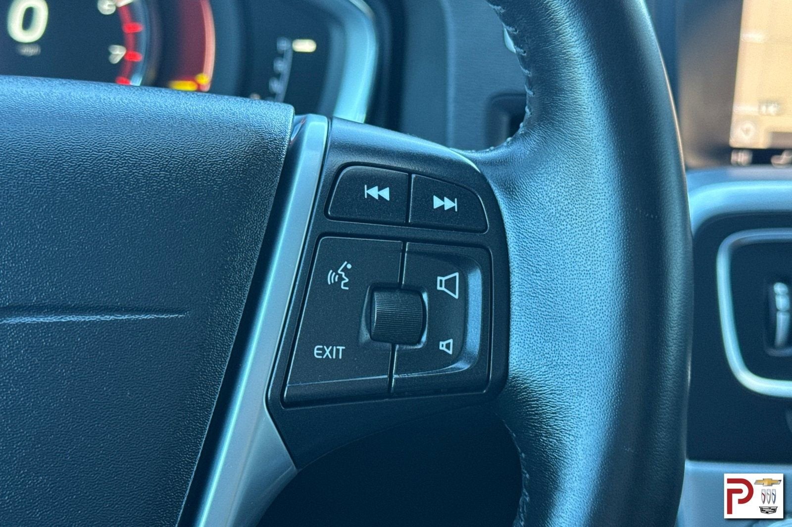 2018 Volvo V60 Cross Country T5