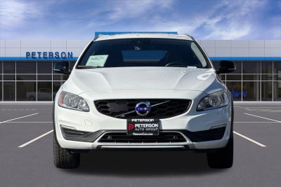 2018 Volvo V60 Cross Country T5