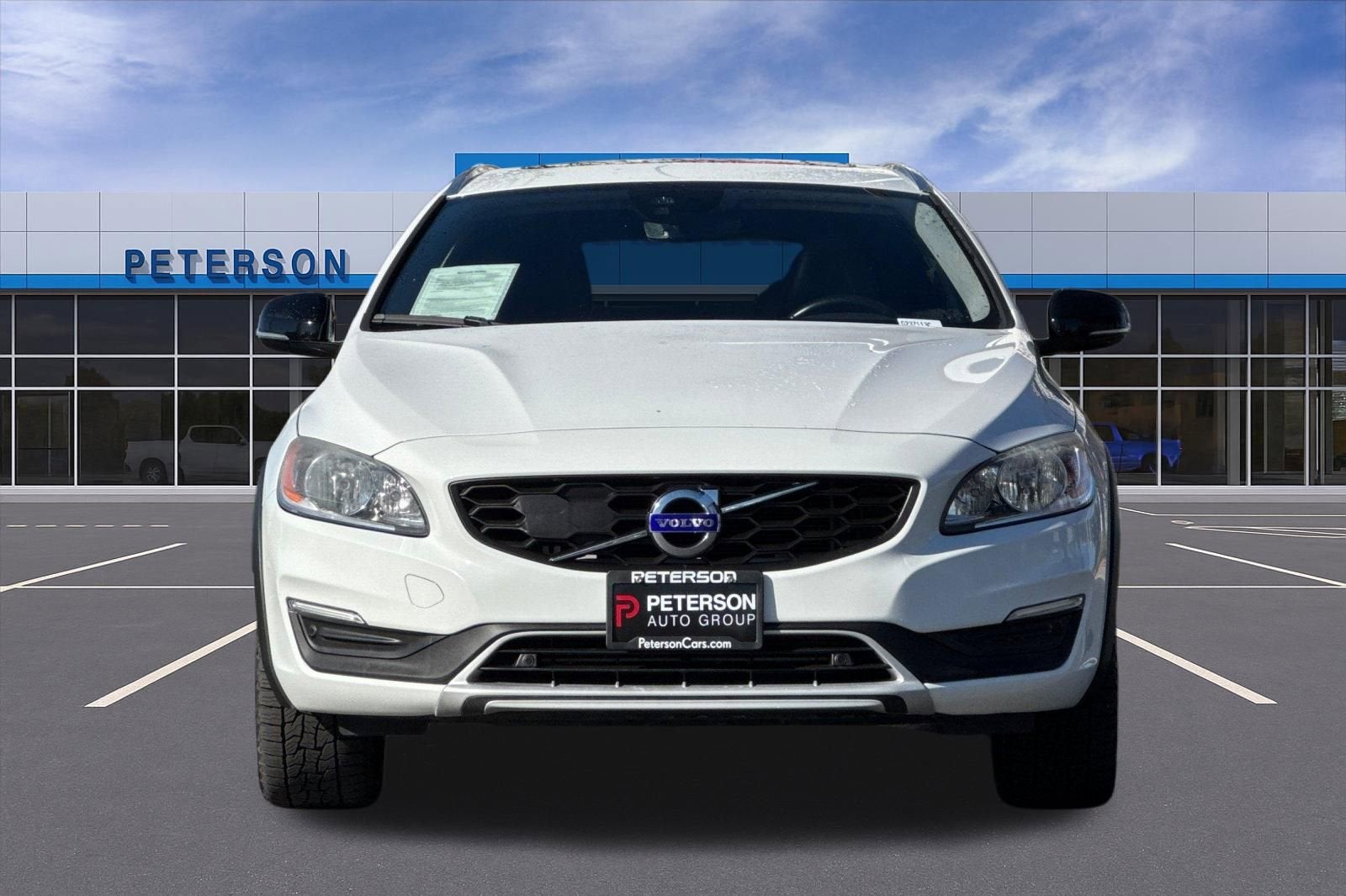 2018 Volvo V60 Cross Country T5