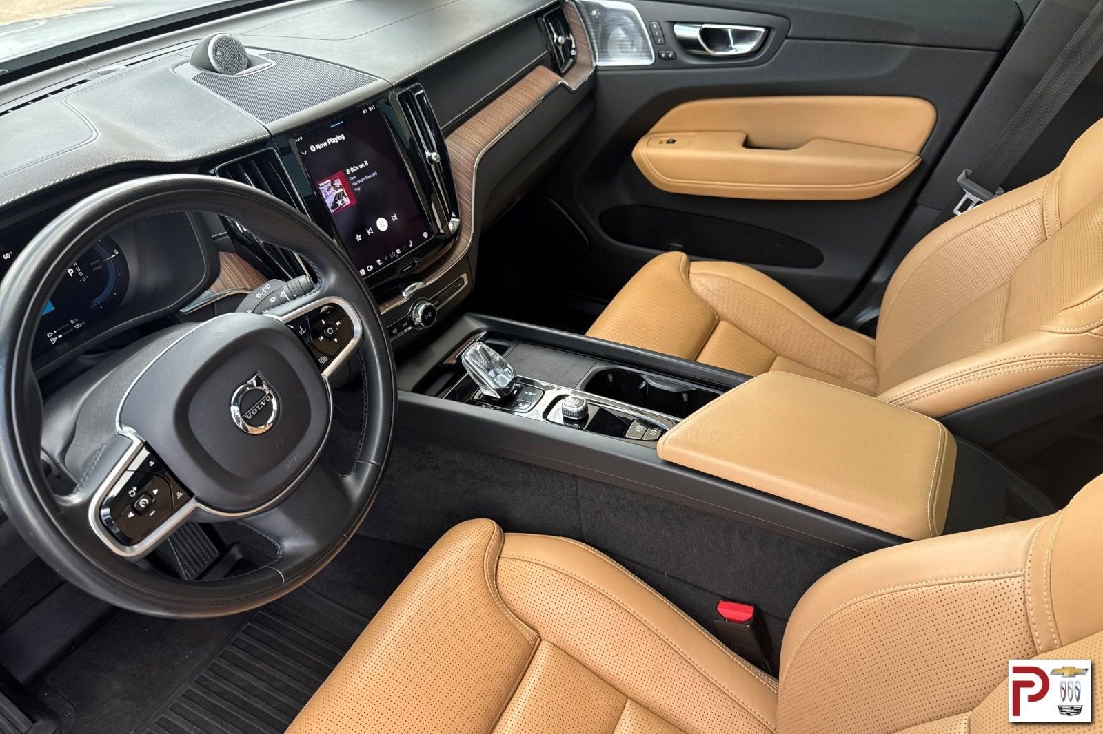 2022 Volvo XC60 Recharge Plug-In Hybrid T8 Inscription