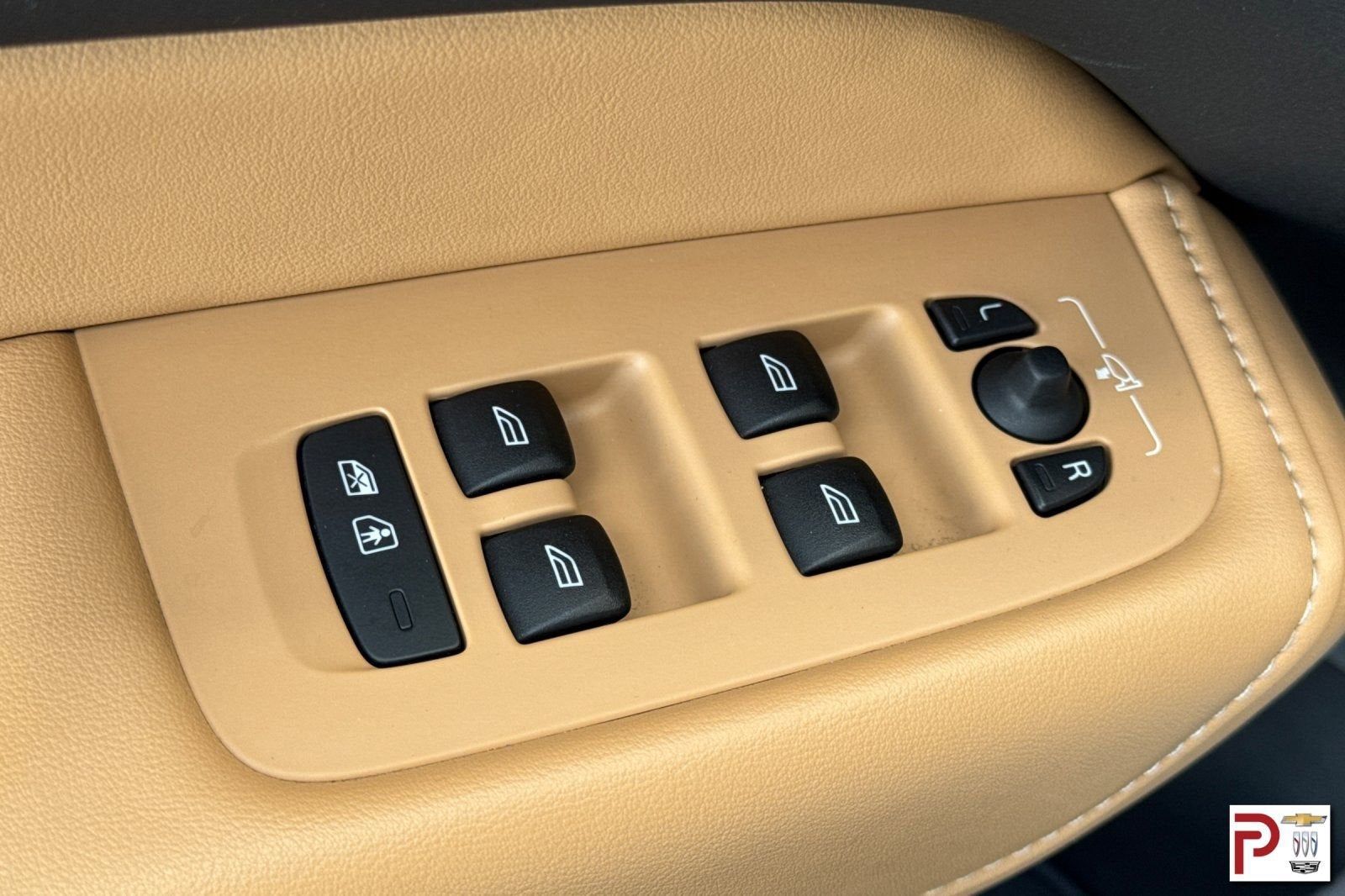 2022 Volvo XC60 Recharge Plug-In Hybrid T8 Inscription